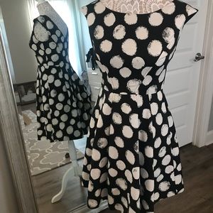 Eliza J Women’s Polka Dot Cap-Sleeve Dress Size 6